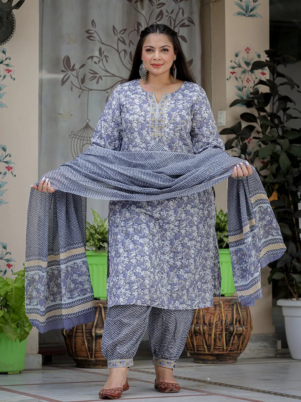 Plus Size Floral Printed Pure Cotton Straight Kurta & Harem Pants With Dupatta