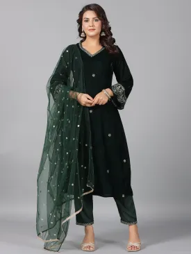 Women Bottlegreen Velvet Embroidered Kurta, Pants & Dupatta Set